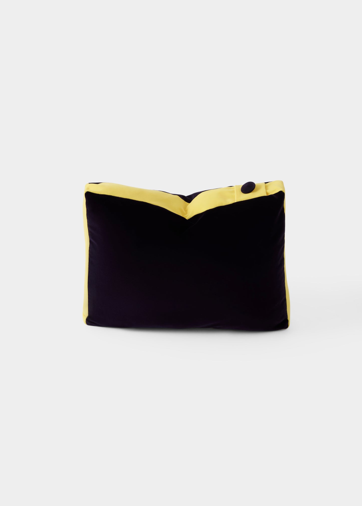 Le Bouton Cushion