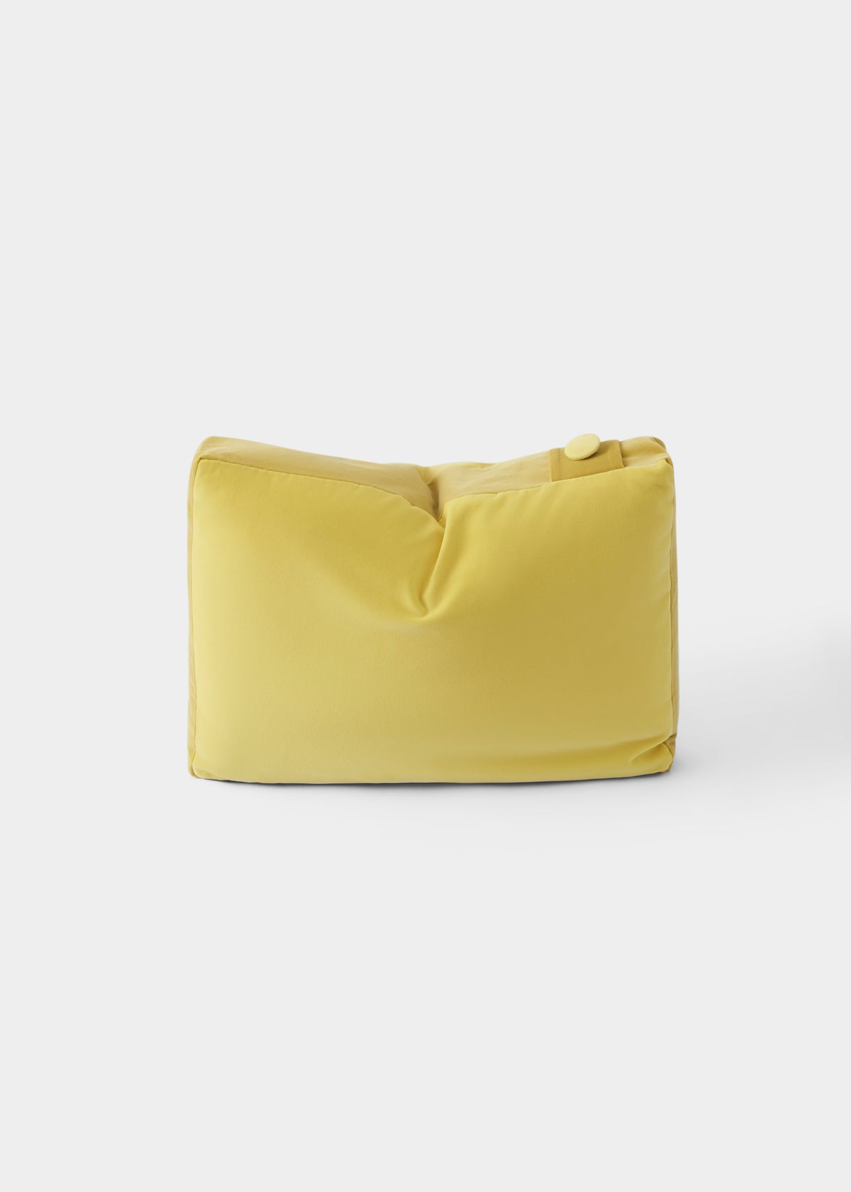 Le Bouton Cushion