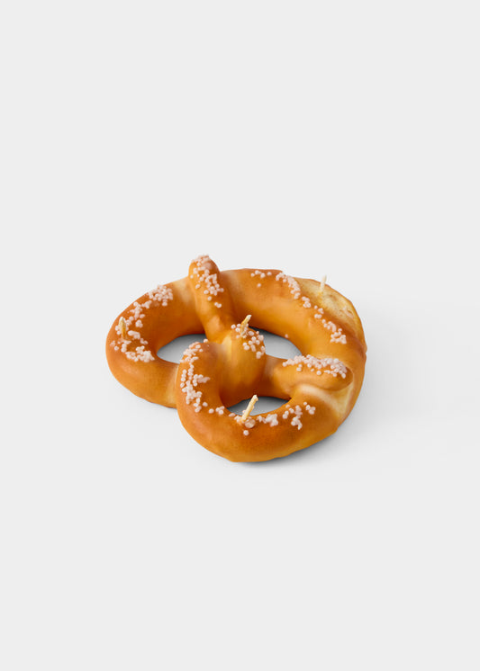 The Pretzel candle